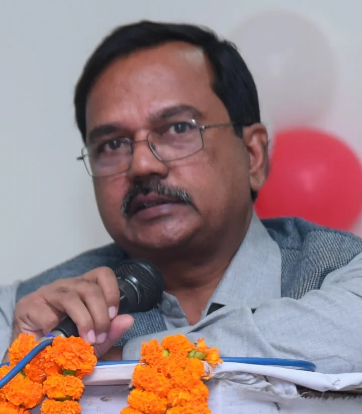 Dr. Lalan Sharma
